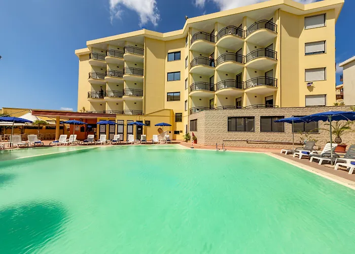 Rina Hotel